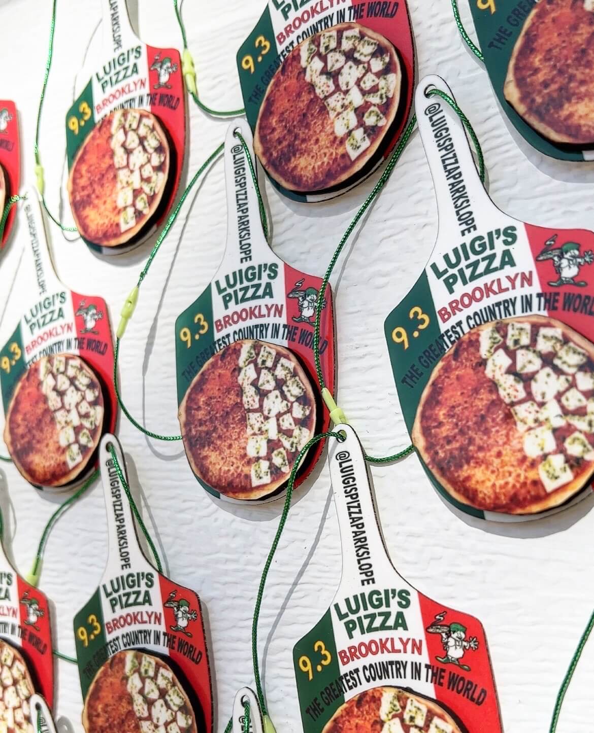 Pizza Peel™ magnets + ornaments